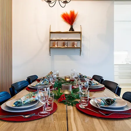 Lapland-themed 3 Bedrooms With Game Corner & Free Parking Rovaniemi