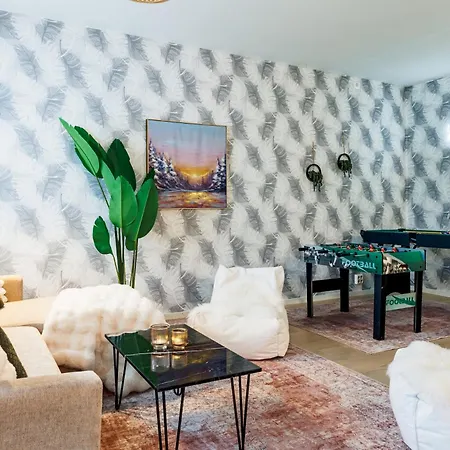 Apartment Lapland-themed 3 Bedrooms With Game Corner & Free Parking